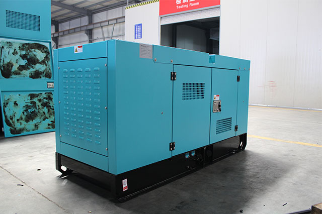 25-45kva / 50-60kva Máy phát điện diesel isuzu cách âm