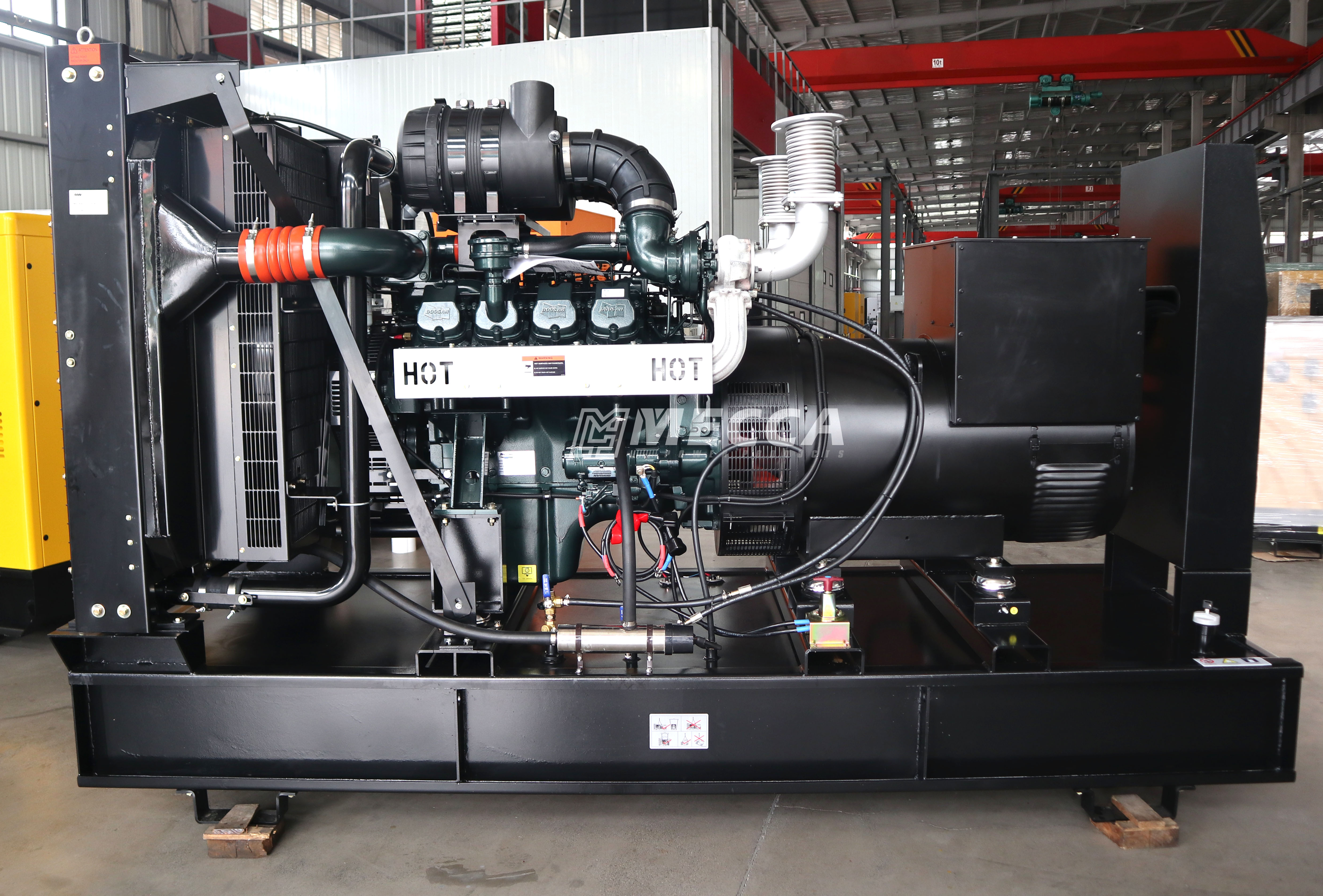Máy phát điện diesel doosan liên tục 750kVA cho công nghiệp