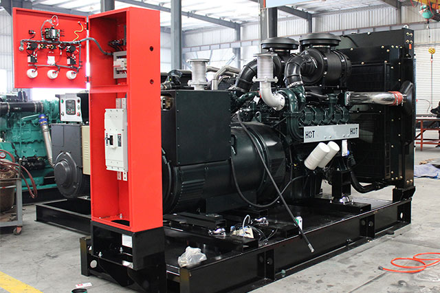 500kVA 400kW Silent/Open Type Doosan Diesel Generator để khai thác